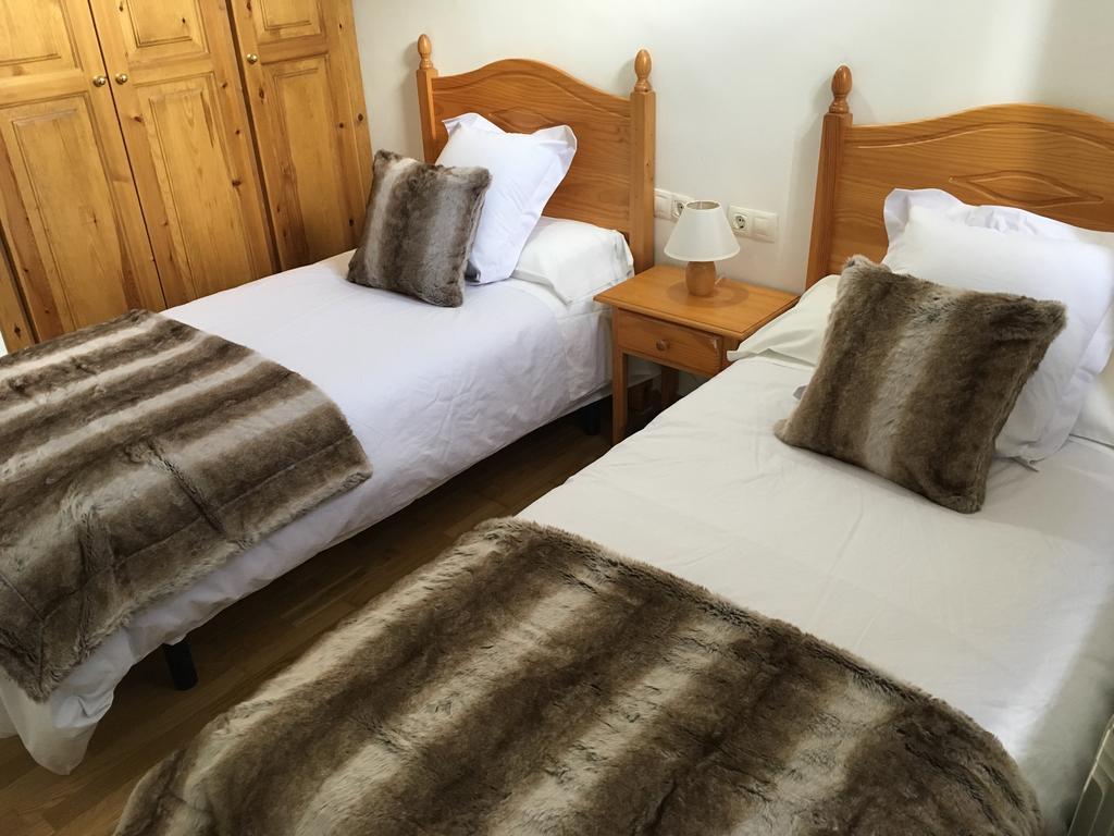 Vora Riu Apartment Естери д'Анеу Екстериор снимка