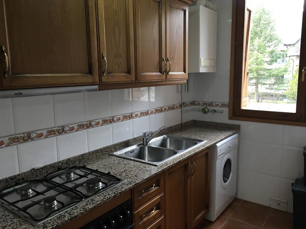Vora Riu Apartment Естери д'Анеу Екстериор снимка