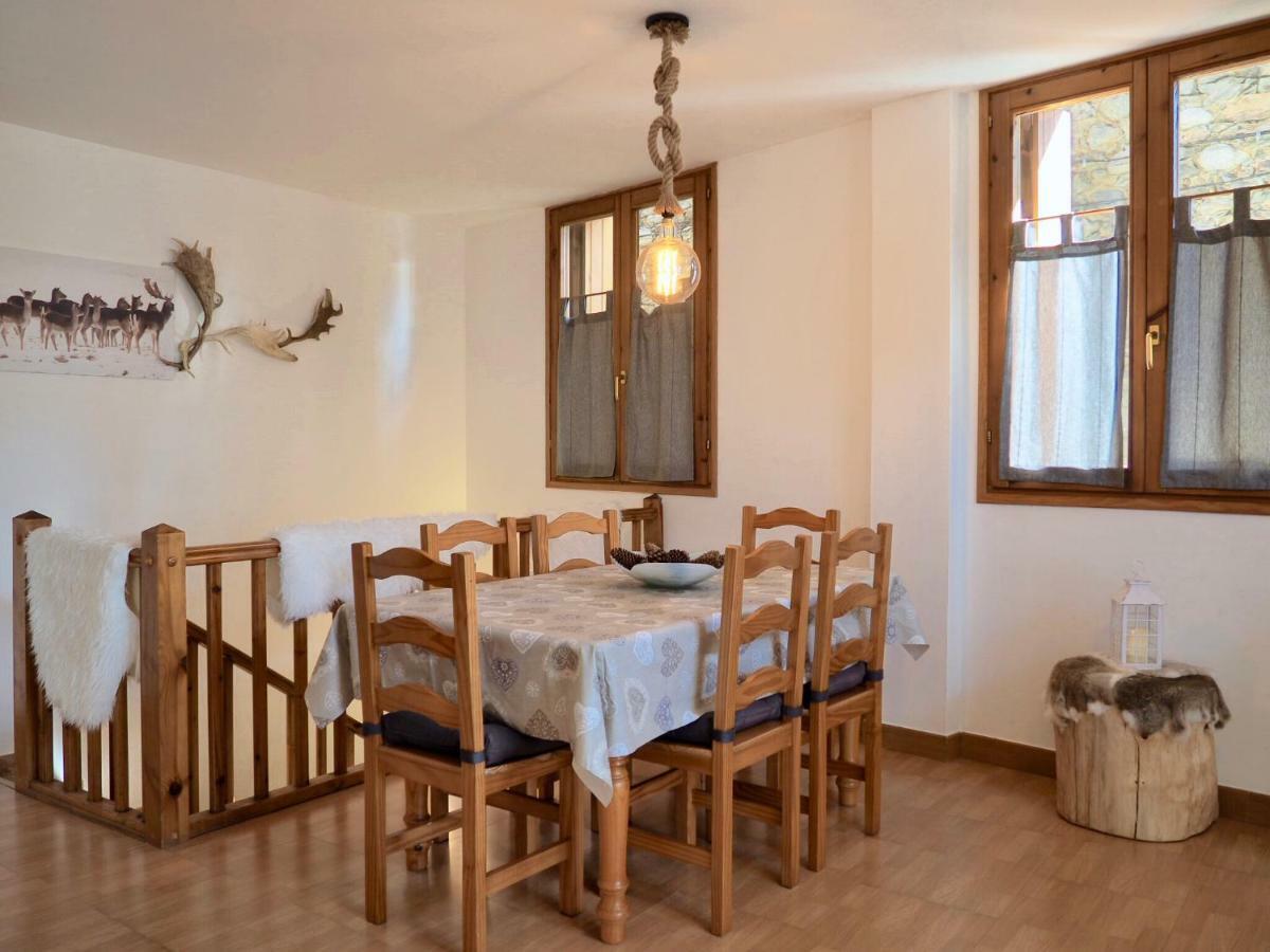 Vora Riu Apartment Естери д'Анеу Екстериор снимка