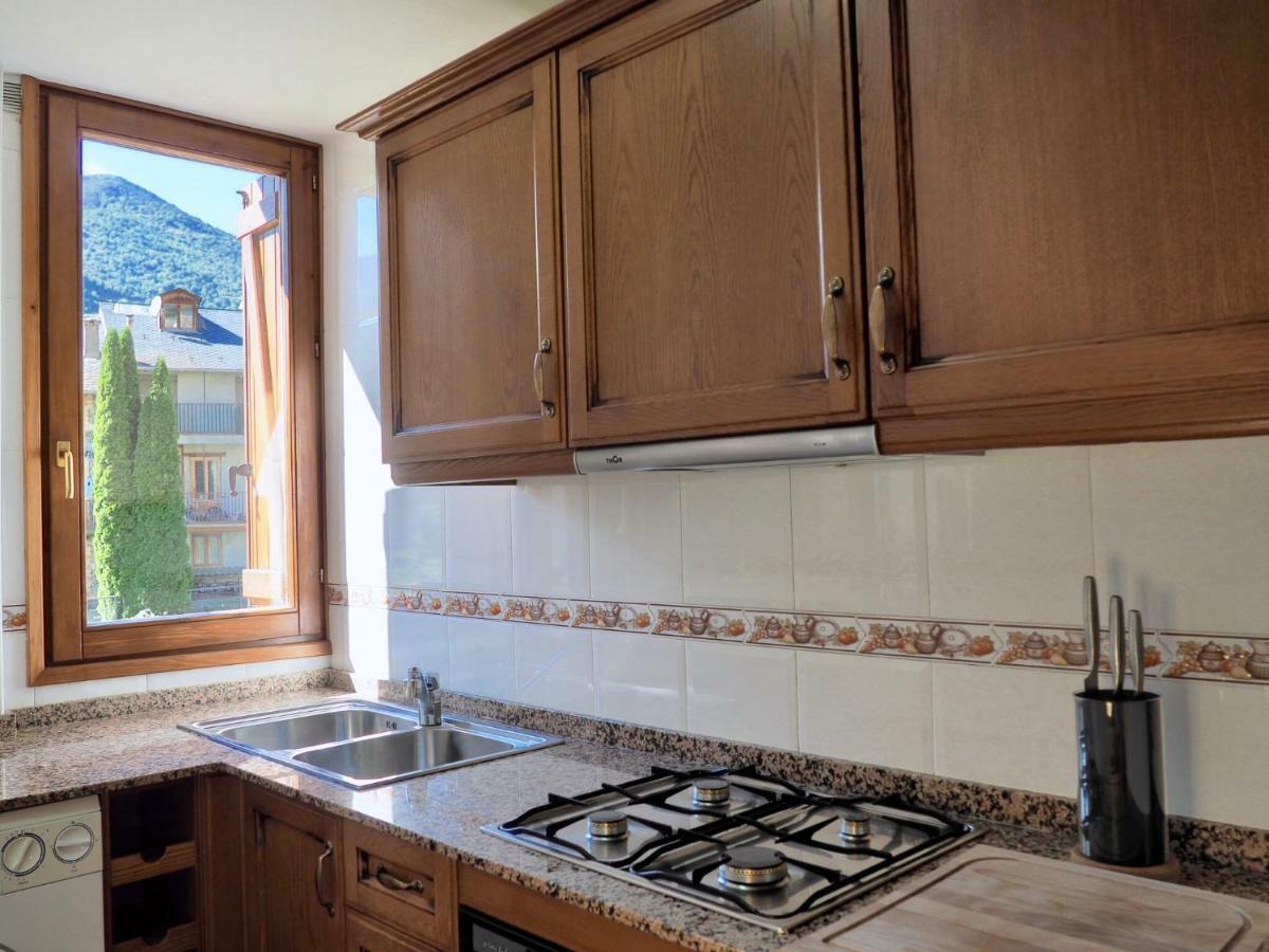 Vora Riu Apartment Естери д'Анеу Екстериор снимка